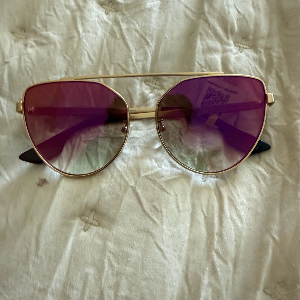 McQueen Gold Aviator Sunglasses with Purple mirror Lenses